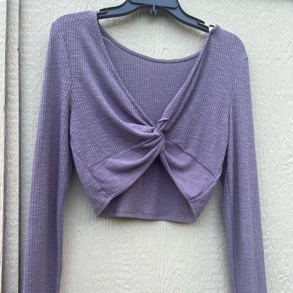 Aeropostalé Locoowai-Sleeve-Workout-V-Neck-Cropped - Picture 4 of 4